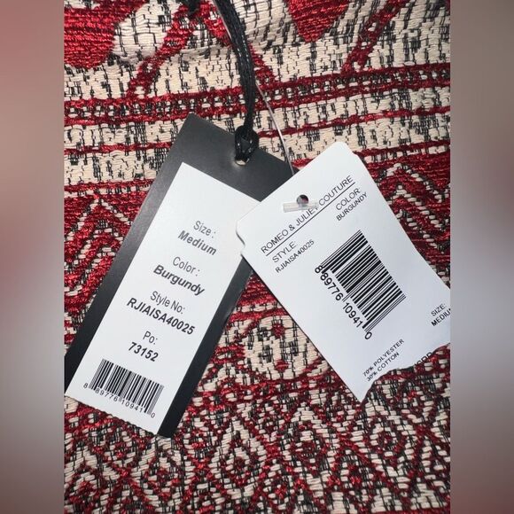 Romeo & Juliet Burgundy Aztec western Print W/ Fringe Details Size Medium NWT - Picture 5 of 10